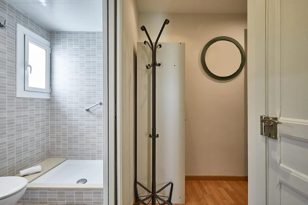 Bbarcelona Montjuic Apartment 0*, Barcelona